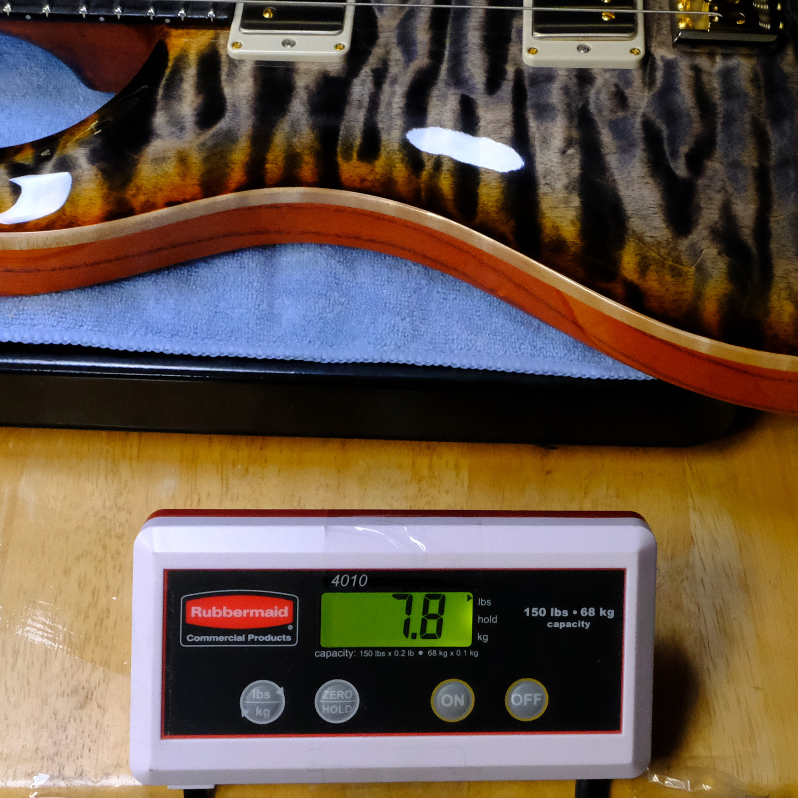 PRS Wood Library DGT Quilted Maple - Burnt Maple Leaf with Stained Neck