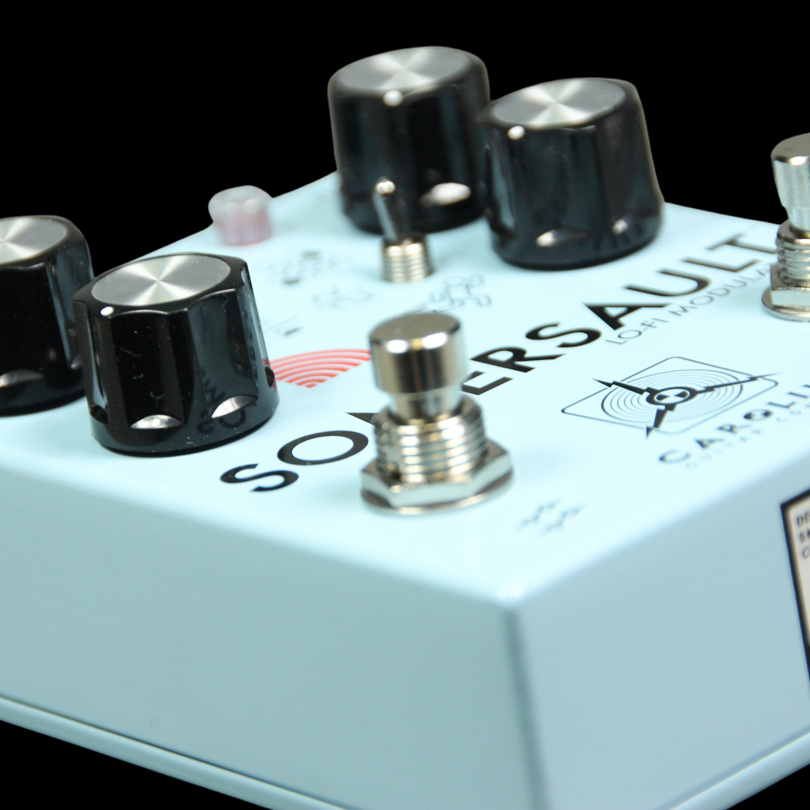 Caroline Somersault Lo-Fi Modulator Guitar Pedal