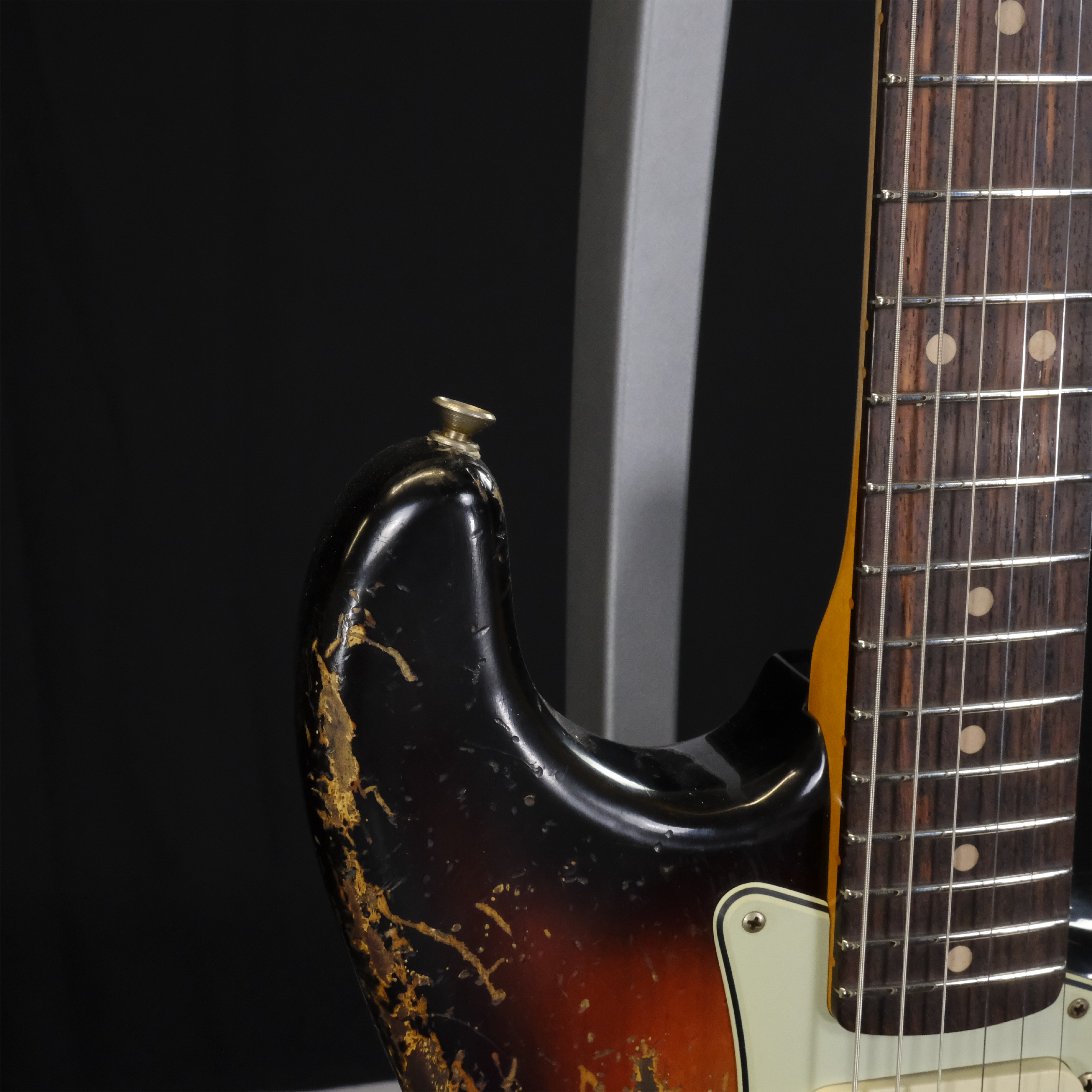 Fender Custom Shop '63 Stratocaster Super Heavy Relic - Super Faded/Aged 3-Color Sunburst