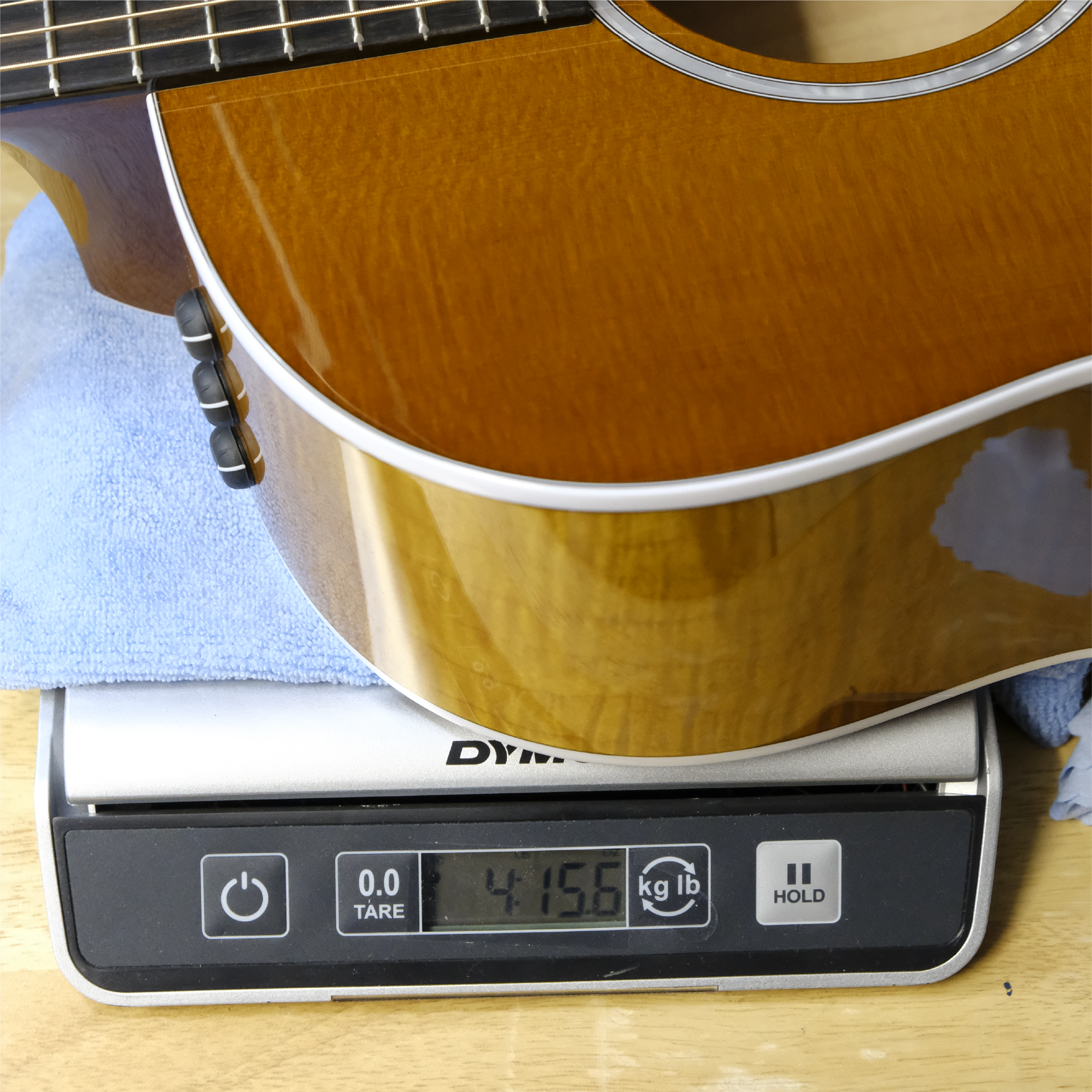 Taylor 217e Plus Special Edition - Honeyburst