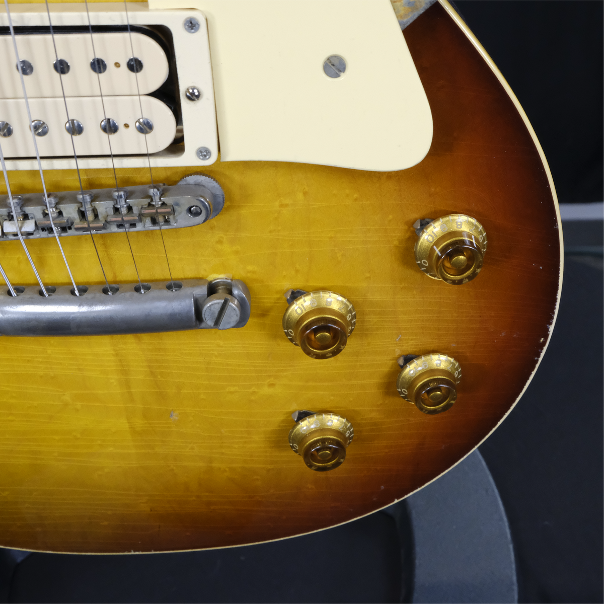 Gibson Custom Shop Limited Edition 1959 Les Paul Standard Reissue Light Aged - Dark Peach Burst BOTB Page 151 w/Birdseye Maple Top