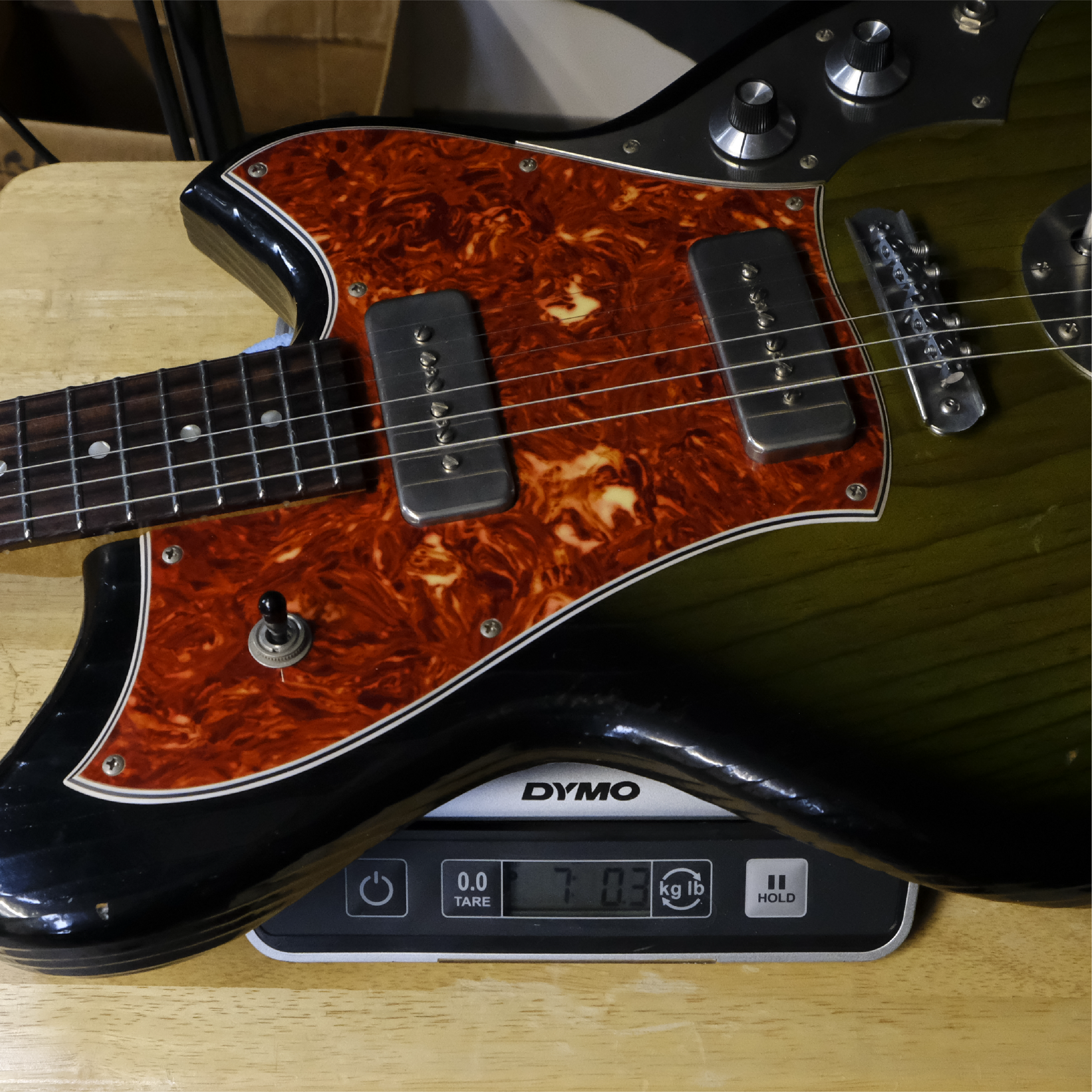 Novo Guitars Serus J - Cat's Eye Burst