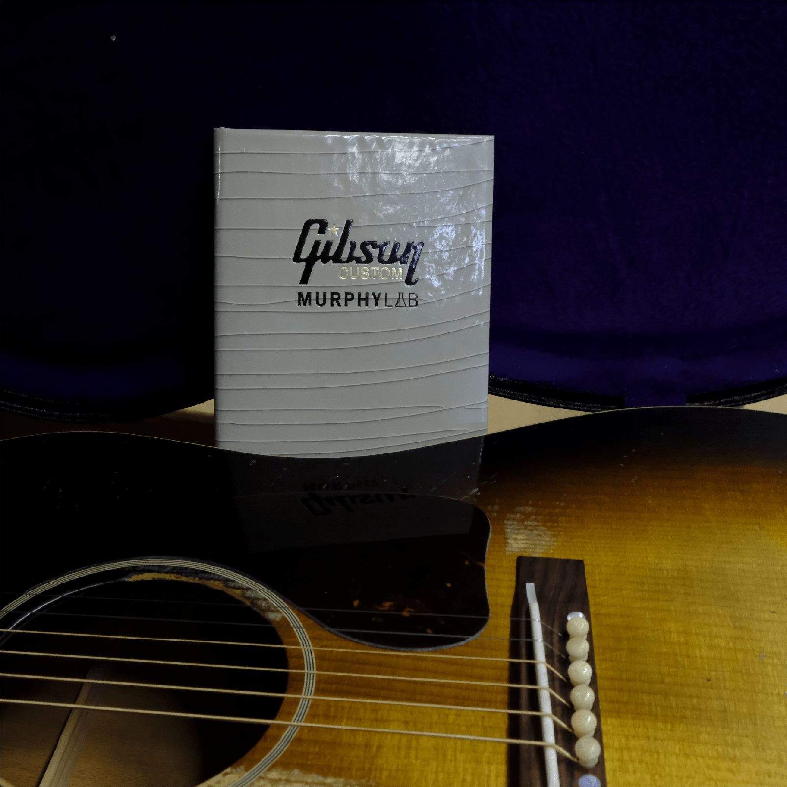 Gibson Custom 1942 Banner J-45 Heavy Aged - Vintage Sunburst