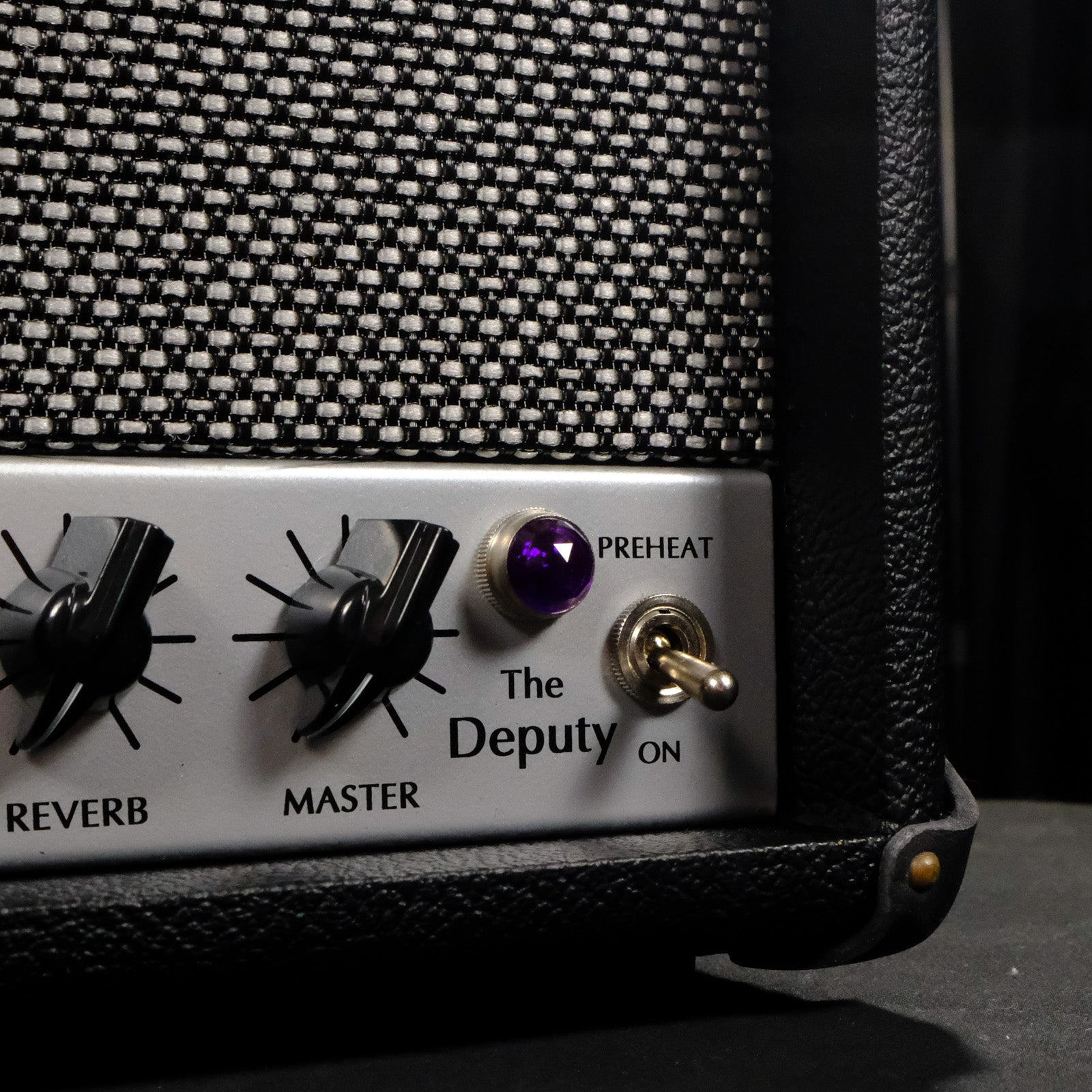 Victory Amps The Deputy