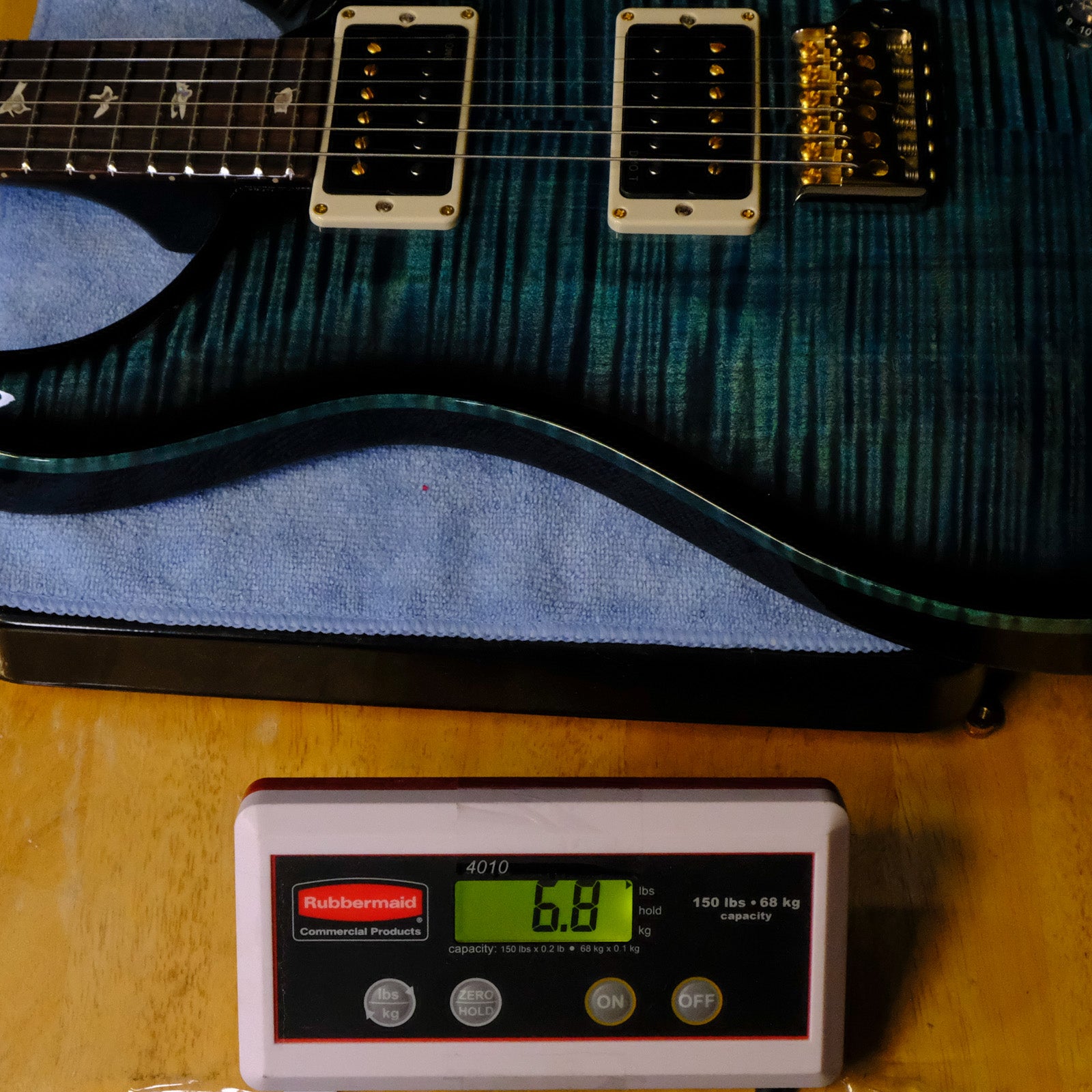 PRS Custom 24 - Cobalt Smokeburst 10 Top
