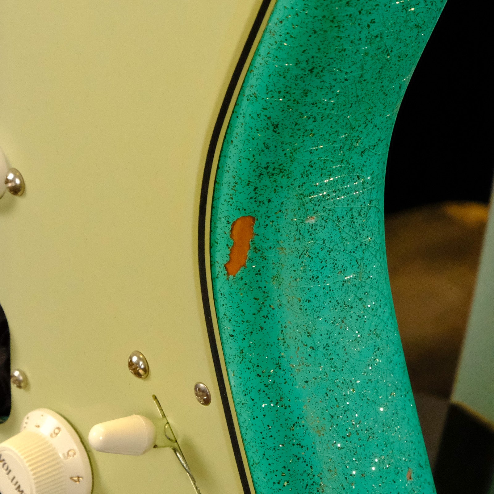 Fender Custom Shop Custom Deluxe Stratocaster - Seafoam Green Sparkle