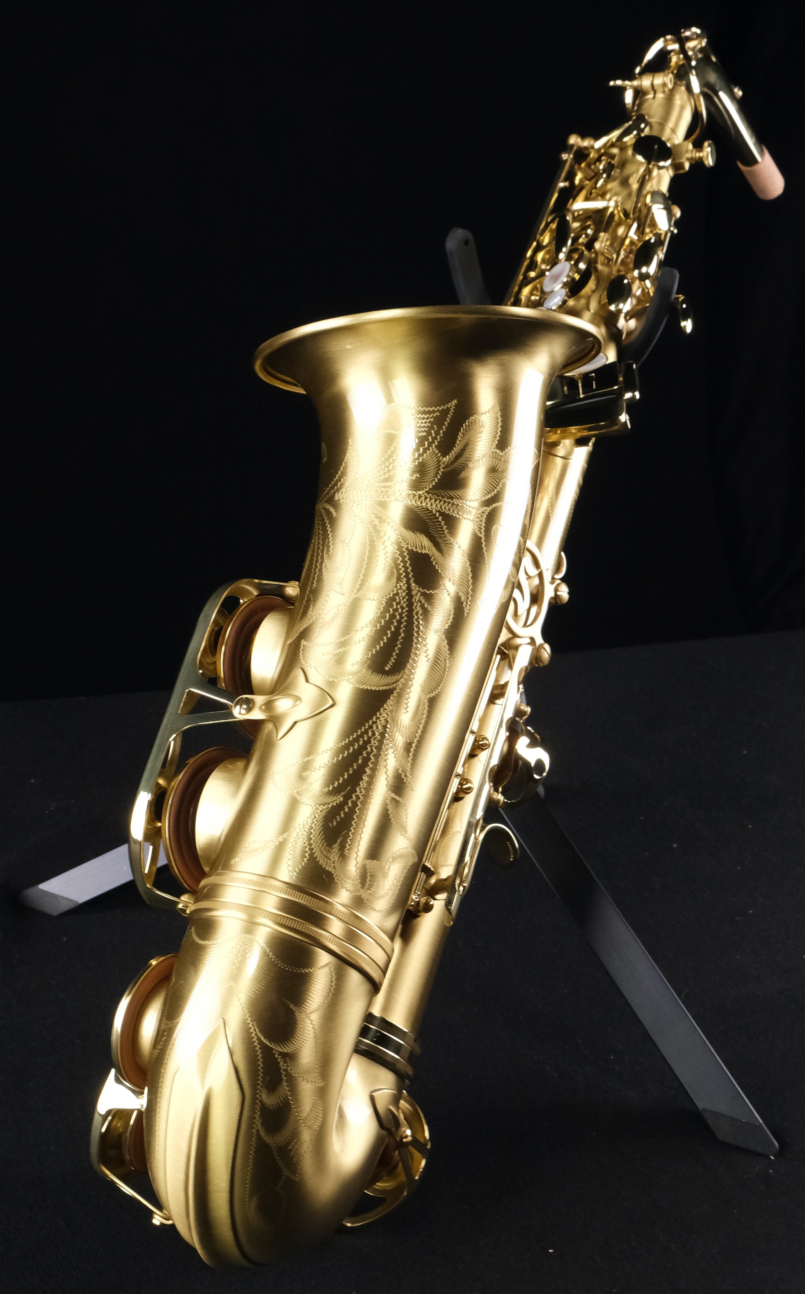 Selmer SAS711M Professional Alto Saxophone (Matte Finish) - Palen Music