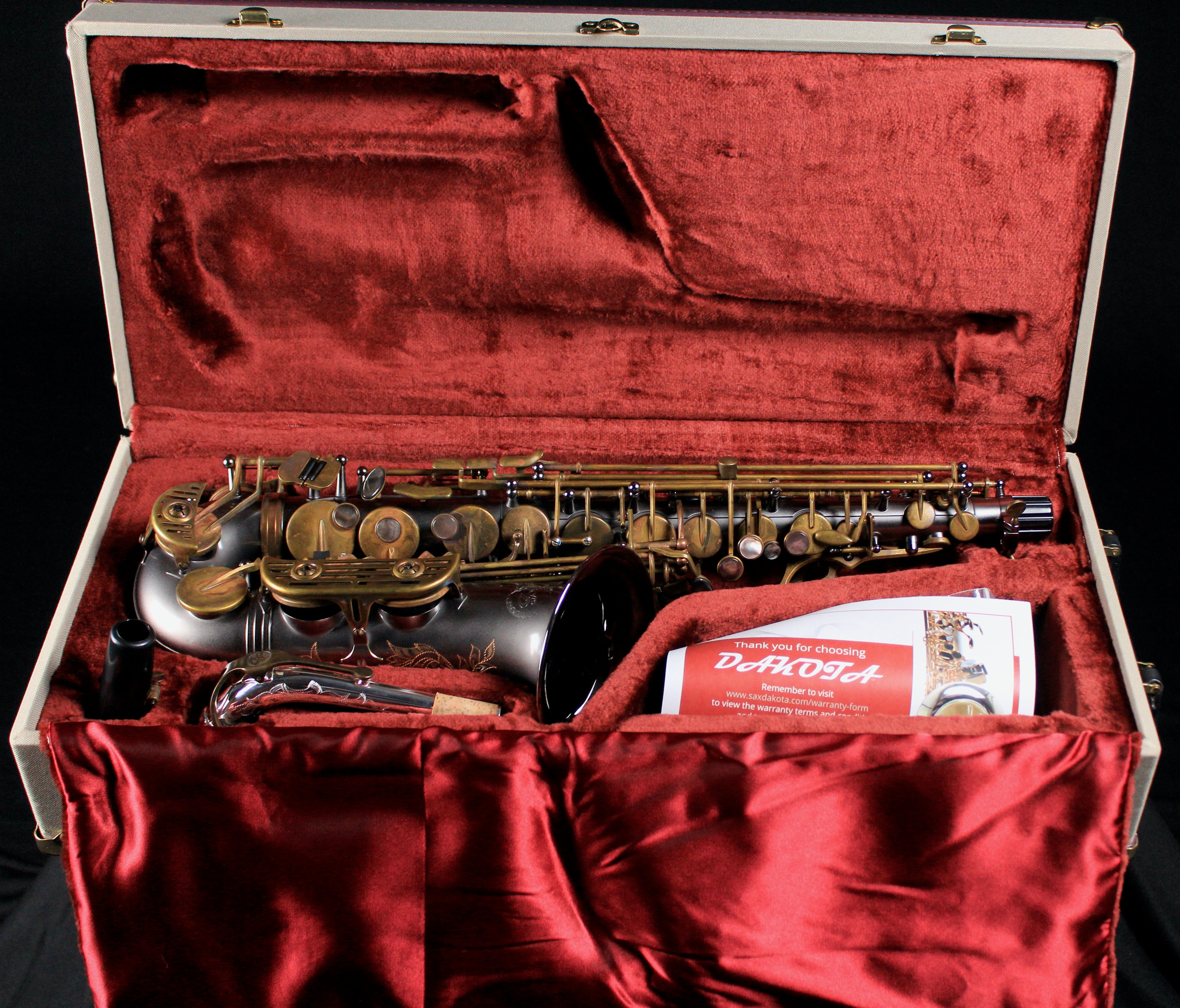 Sax Dakota XR Series Pro Alto Saxophone - SDAXR42 - Black Onyx Finish w/Bronze - Palen Music