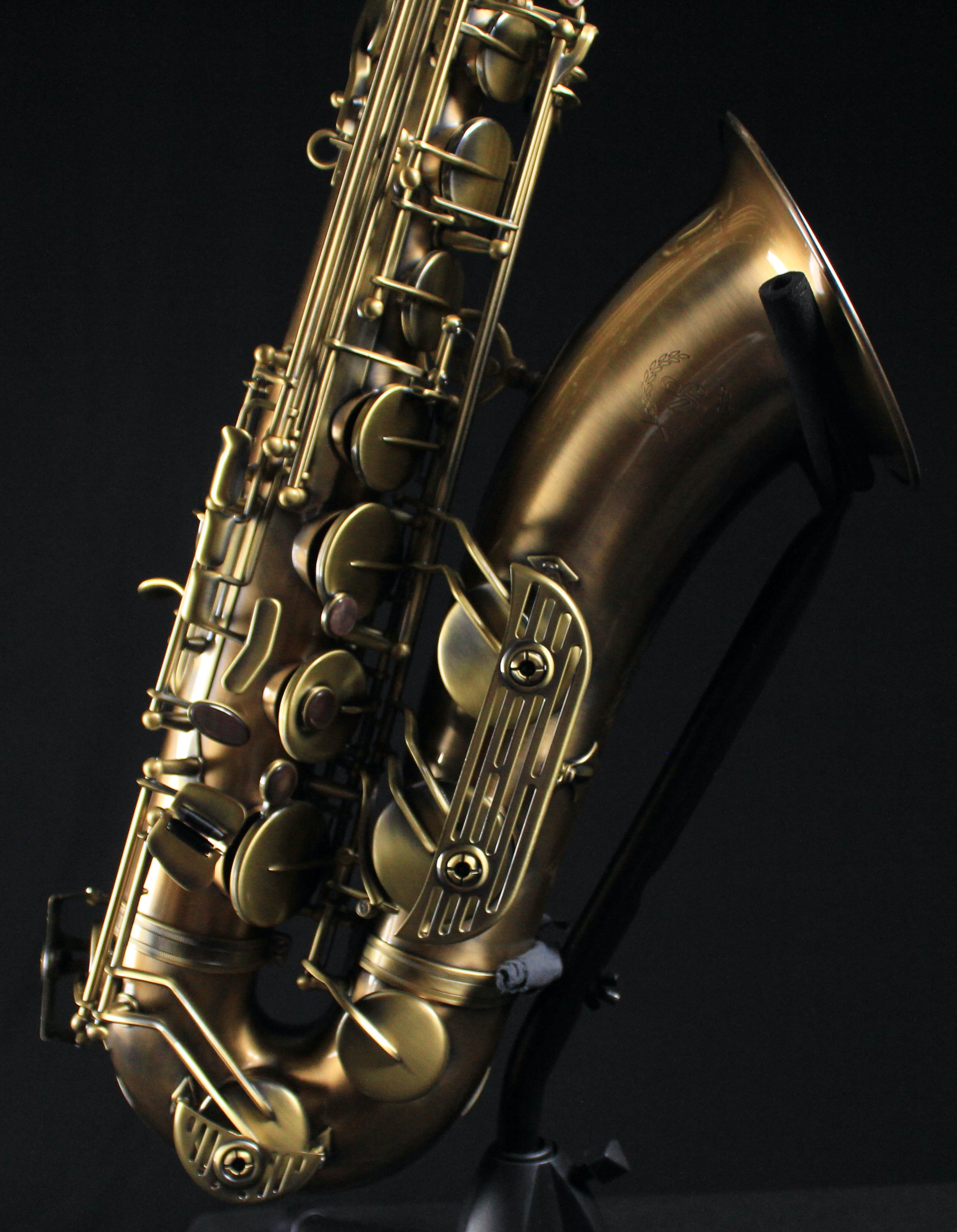 Sax Dakota XG Series Pro Tenor Saxophone - SDTXG505 - Hand Burnished Antique Finish - Palen Music