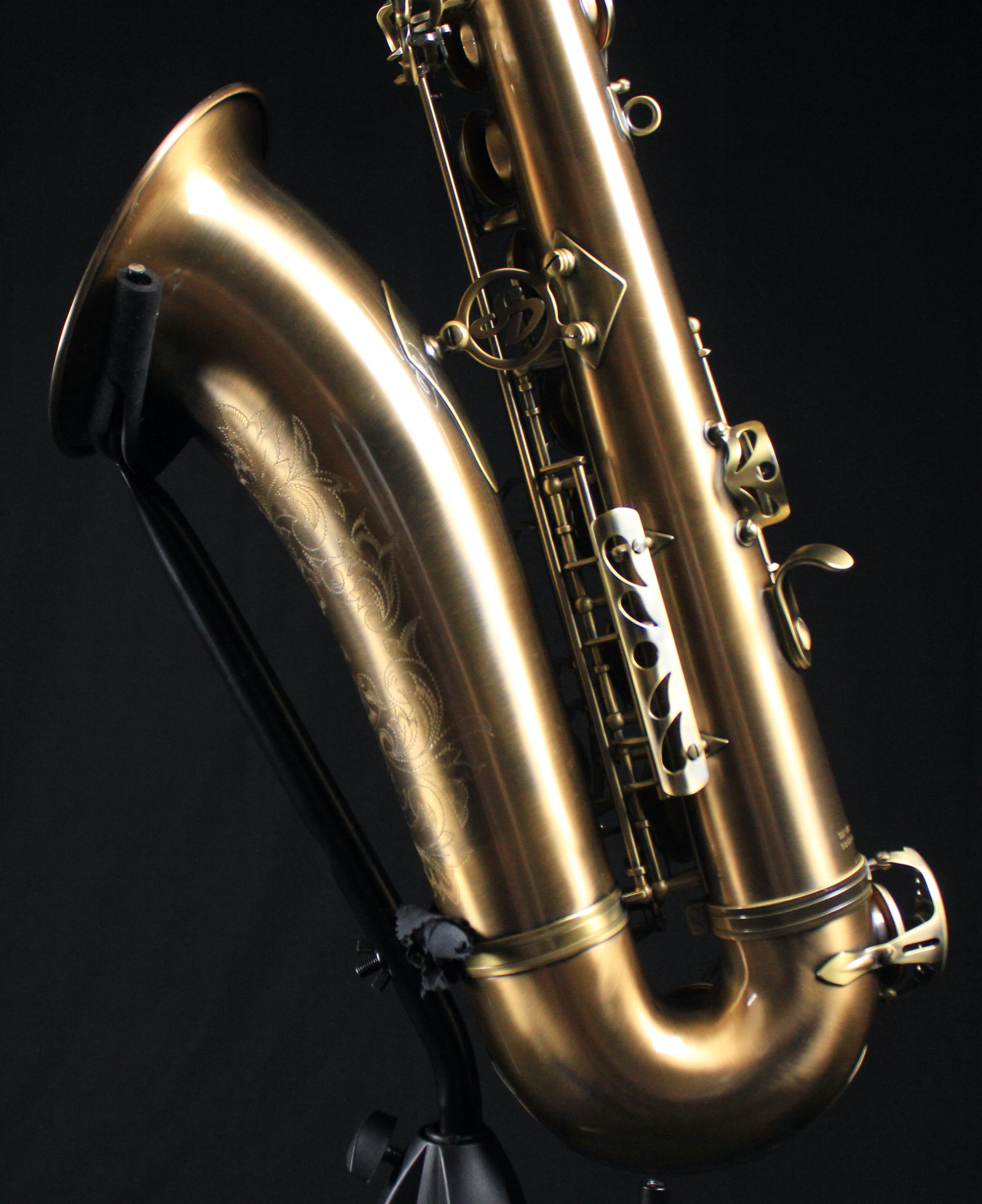 Sax Dakota XG Series Pro Tenor Saxophone - SDTXG505 - Hand Burnished Antique Finish - Palen Music