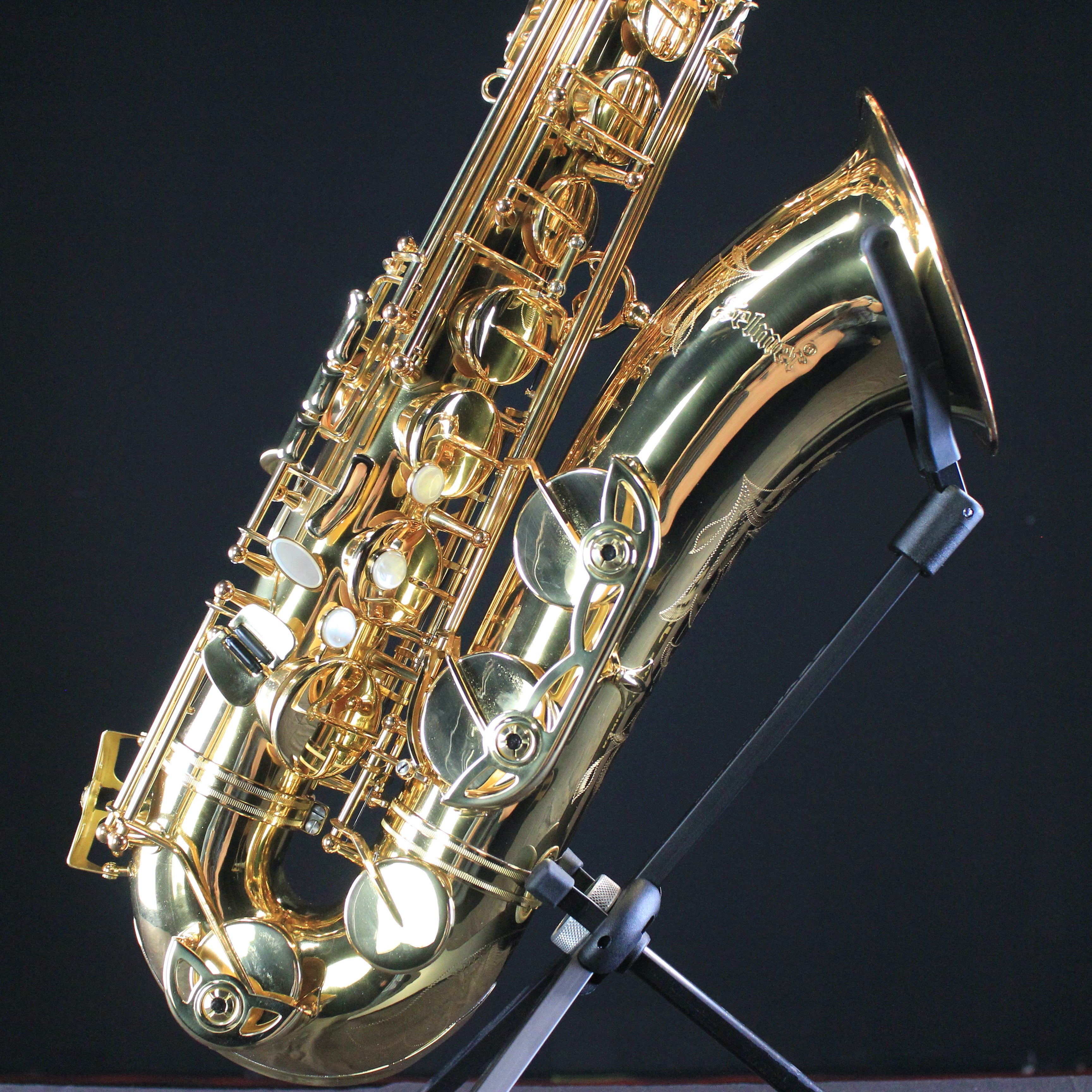 Selmer STS411 Intermediate Tenor Saxophone (Gold Lacquer) - Palen Music