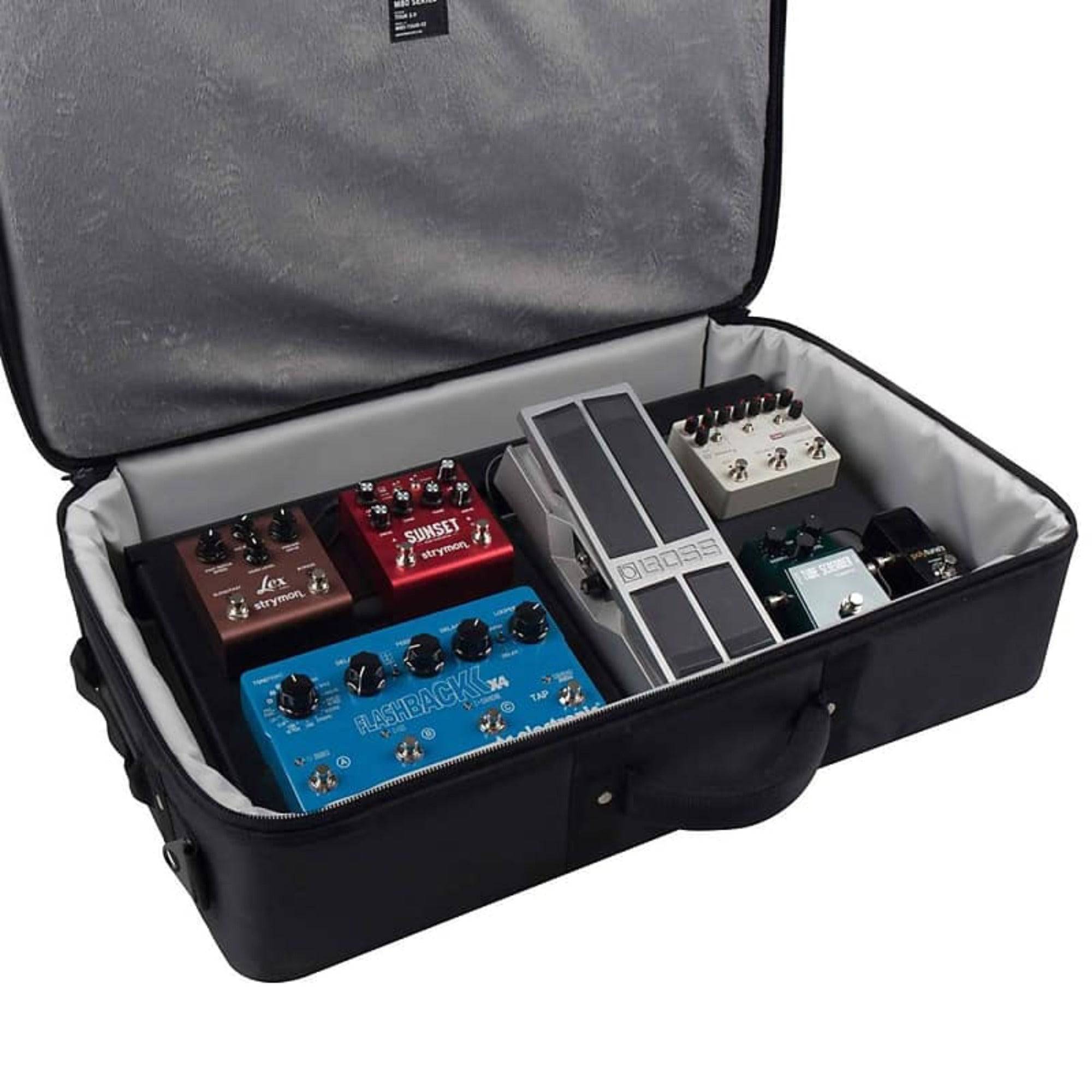 Mono Pedalboard Medium, Black and Tour Accessory Case 2.0, Black - Palen Music