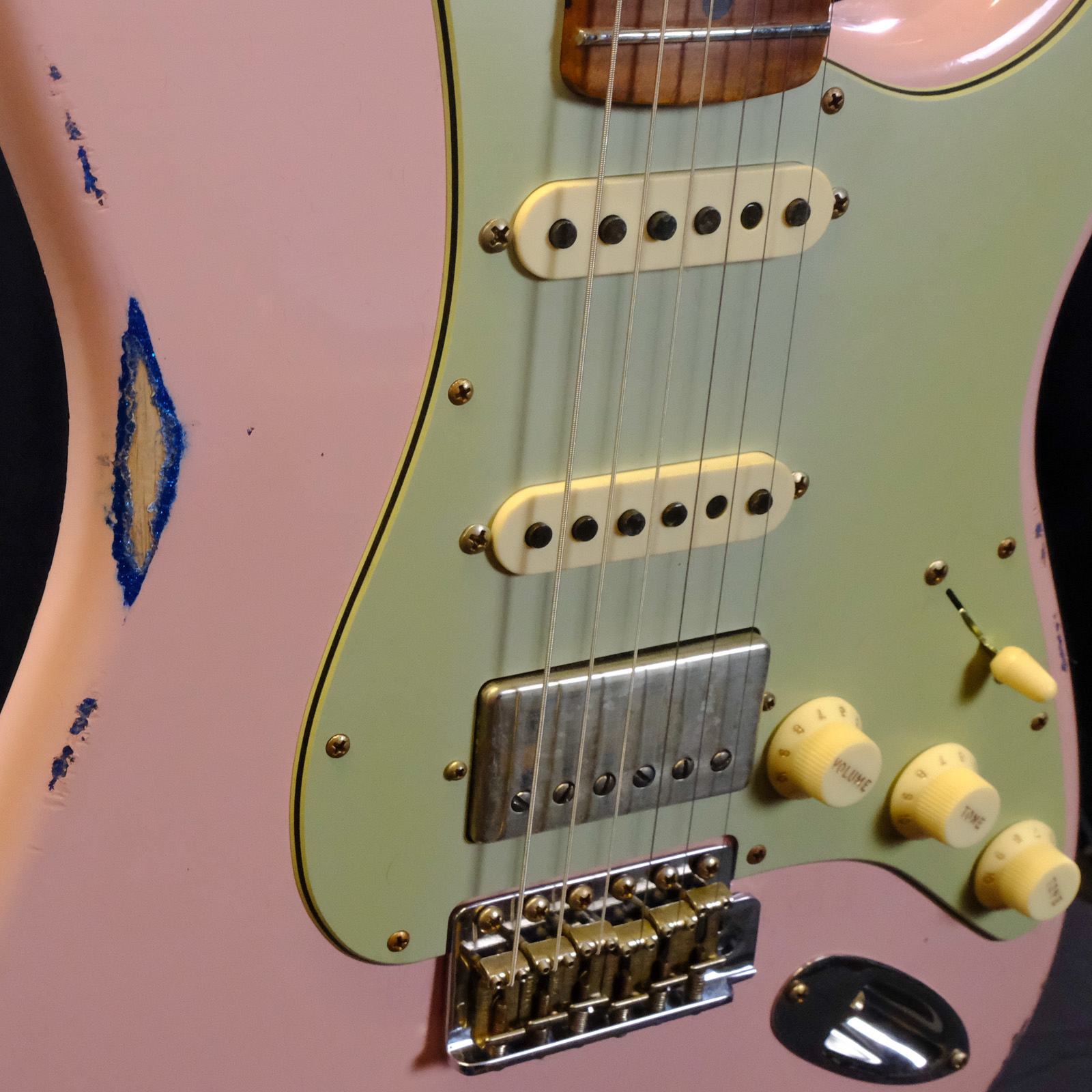 Fender Custom Shop '60 Strat Relic HSS - Shell Pink over Blue Sparkle