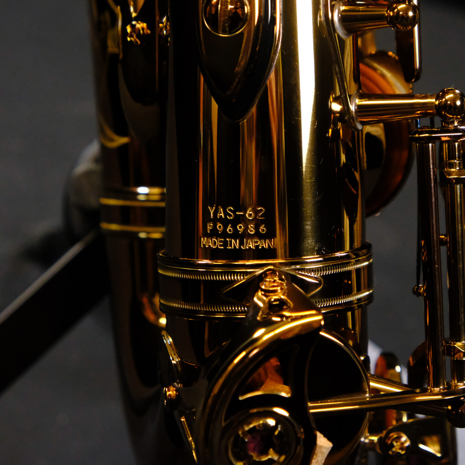 Yamaha YAS-62IIIA Professional Alto Saxophone (Amber Lacquer Finish)