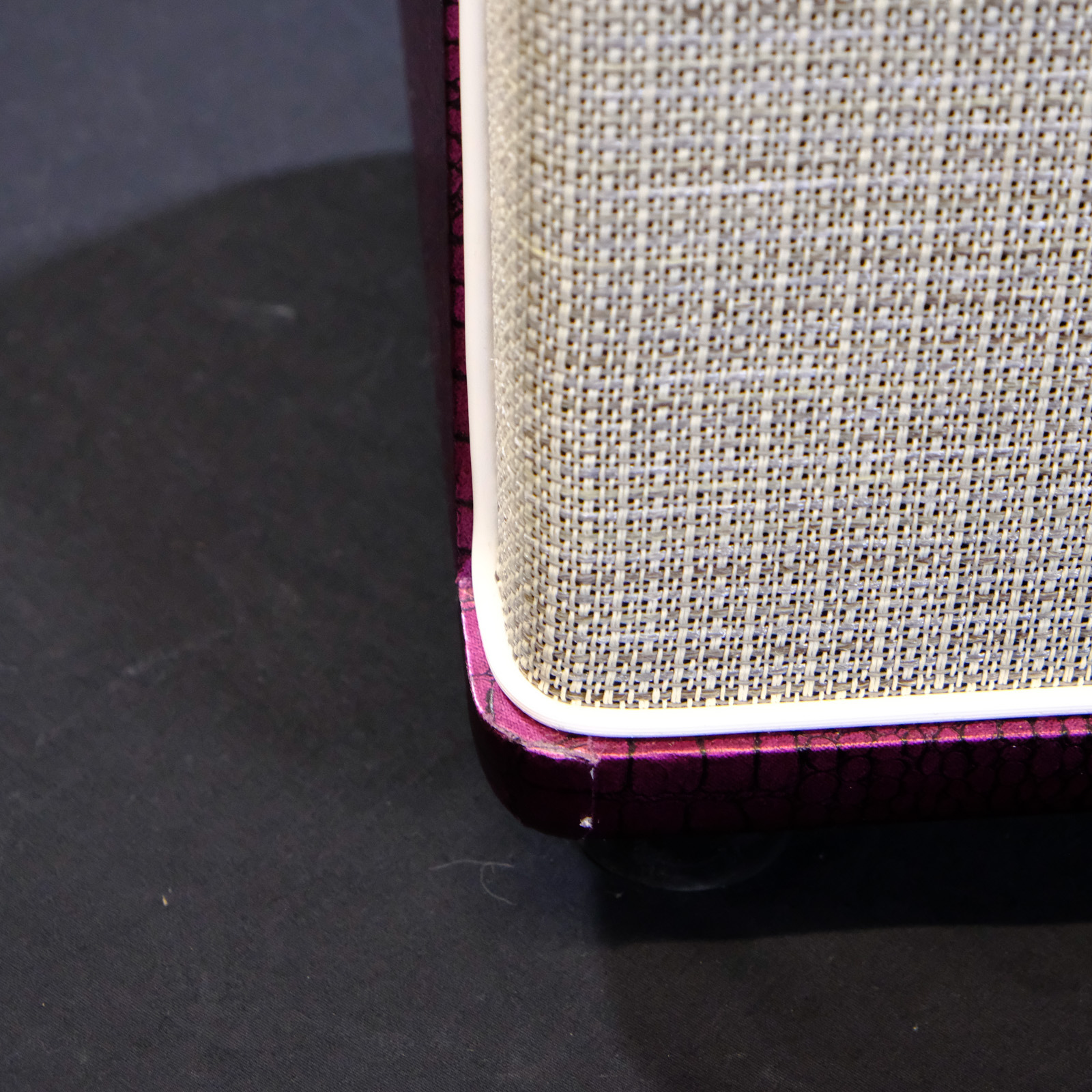 Used Magnatone Baby M-80 1x10 Extension Cabinet Billy Gibbons Collection - Chrome Grape