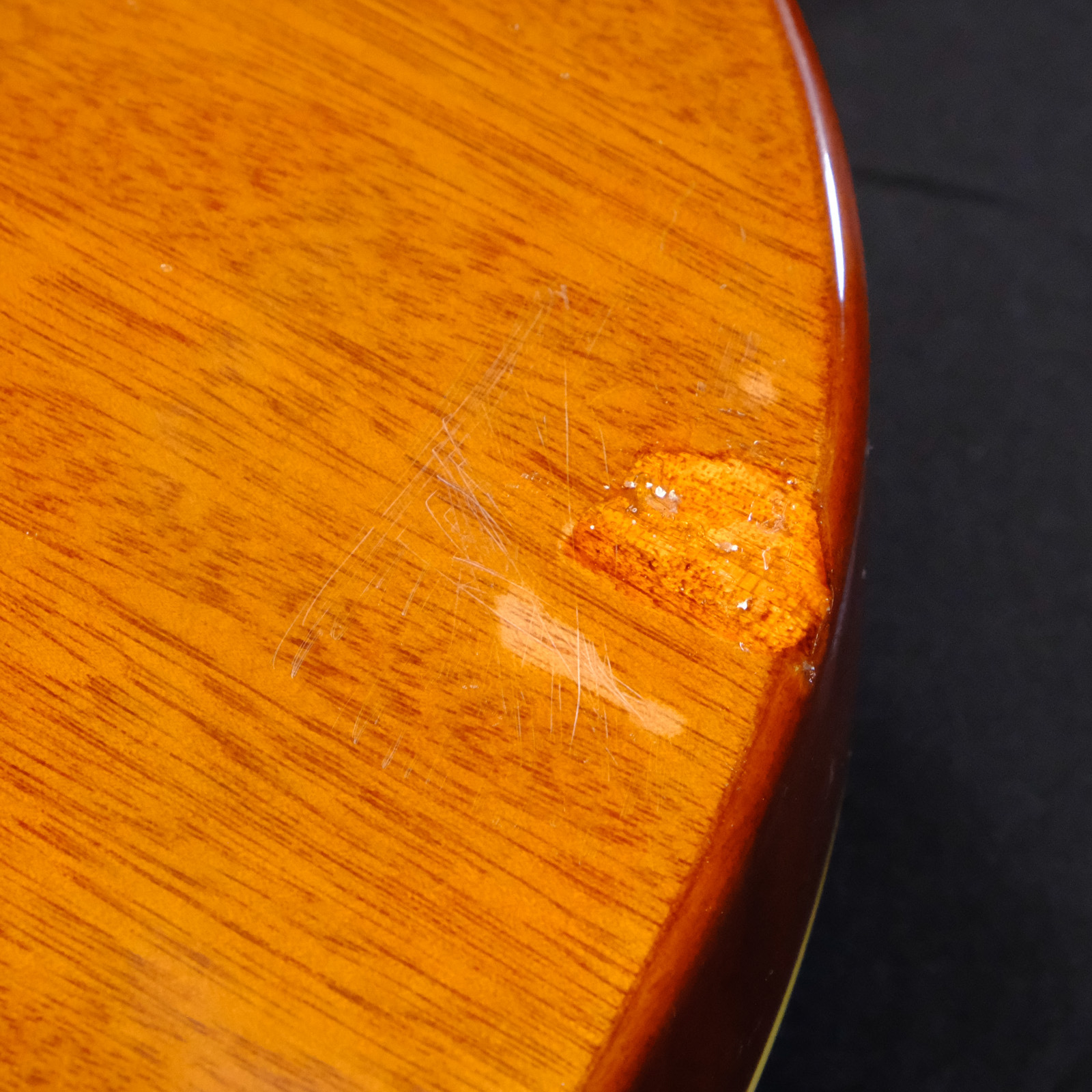 Used Epiphone Les Paul Classic Electric Guitar - Honey Burst