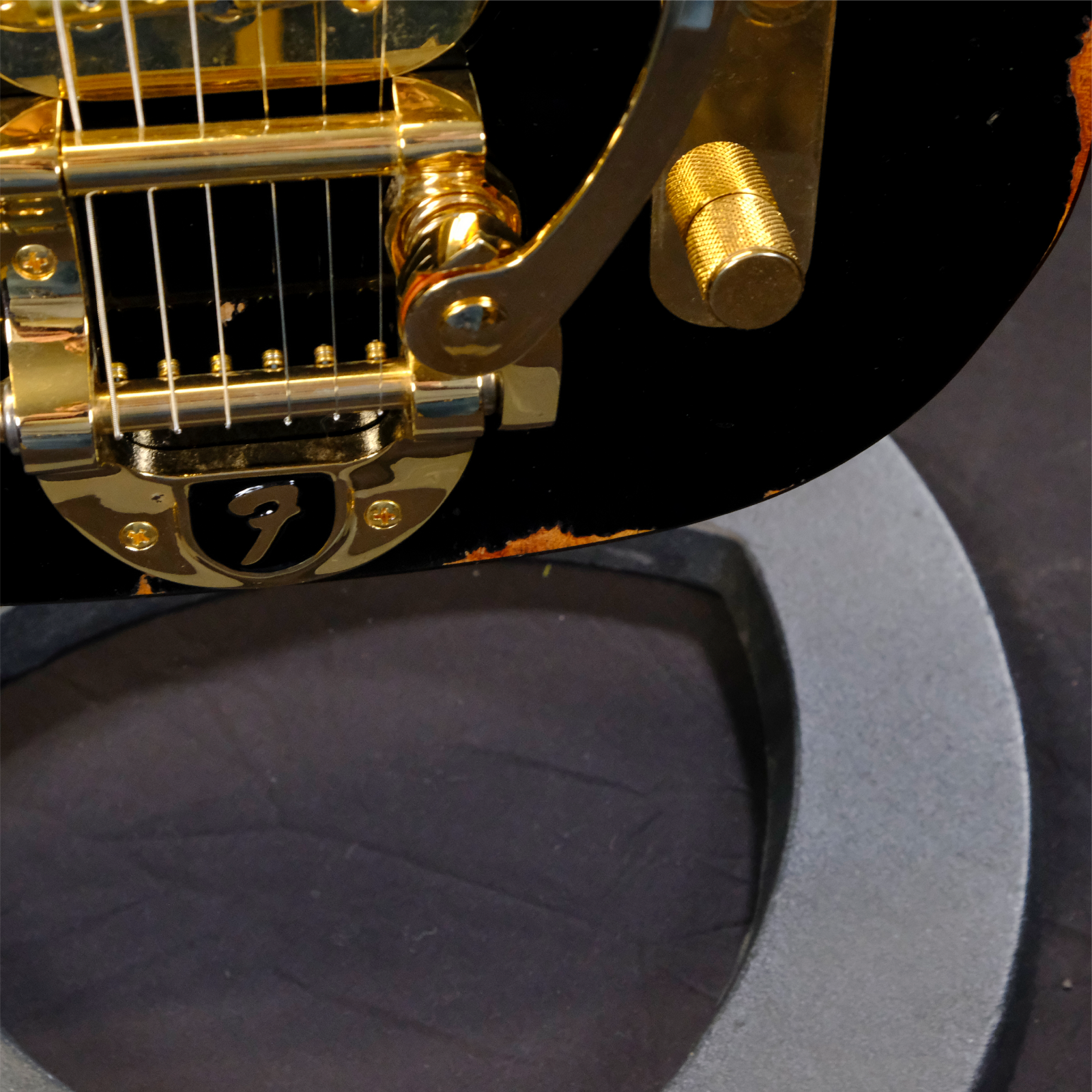 Fender Custom Shop Limited Edition Bow Tie Telecaster Custom Relic - Black