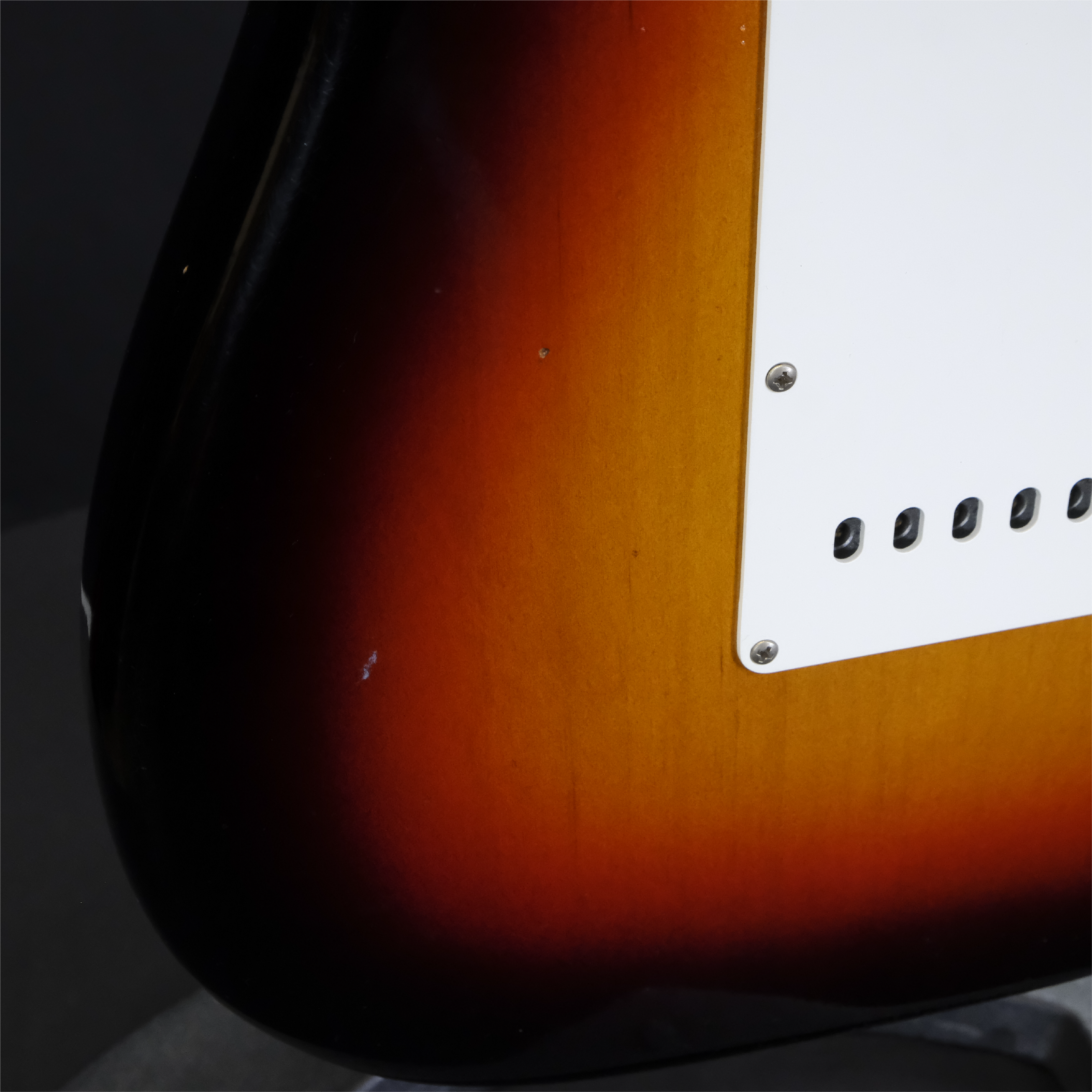 Fender Custom Shop Limited Edition 1965 Stratocaster Journeyman Relic - Target 3-Tone Sunburst