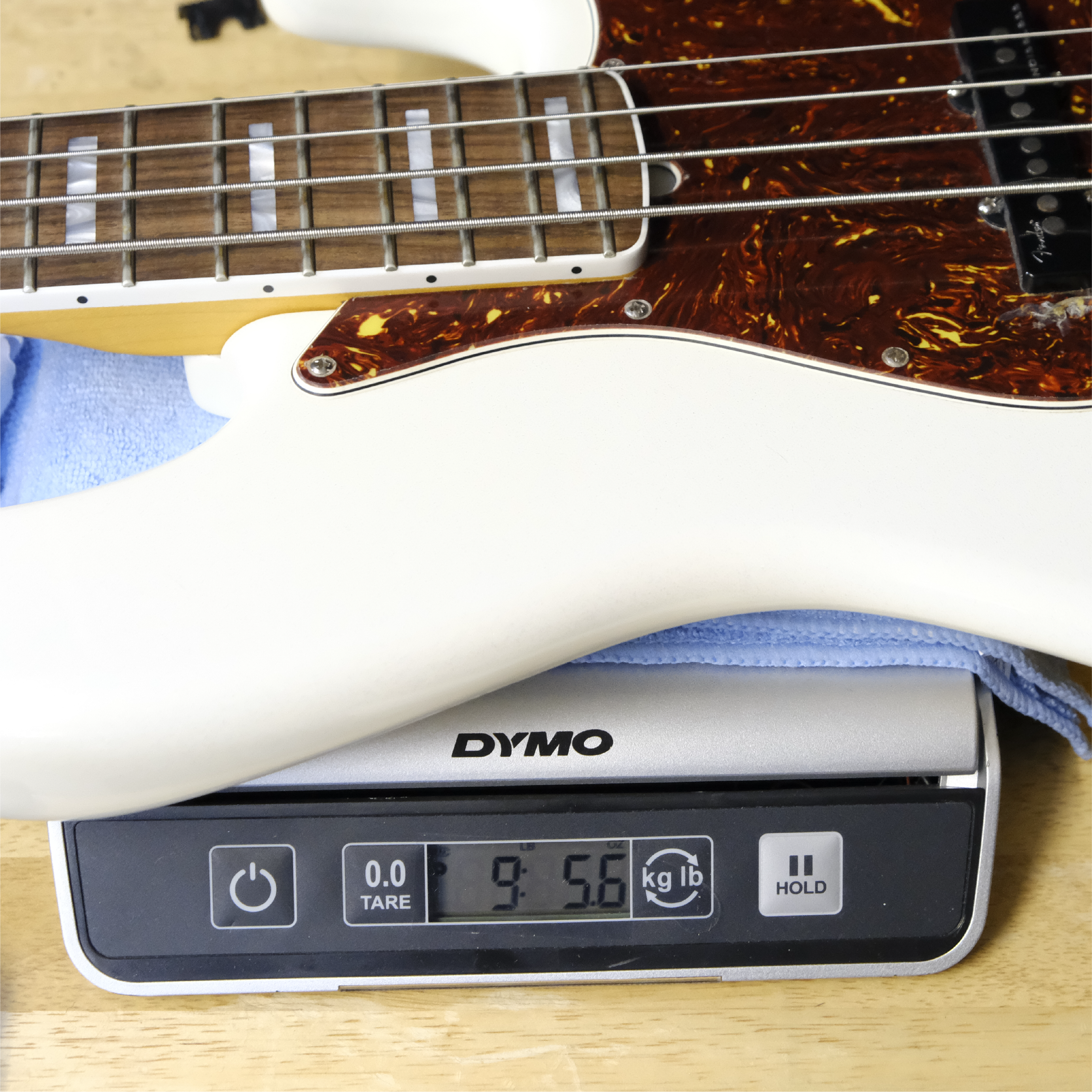 2022 Fender American Ultra Jazz Bass - Arctic Pearl