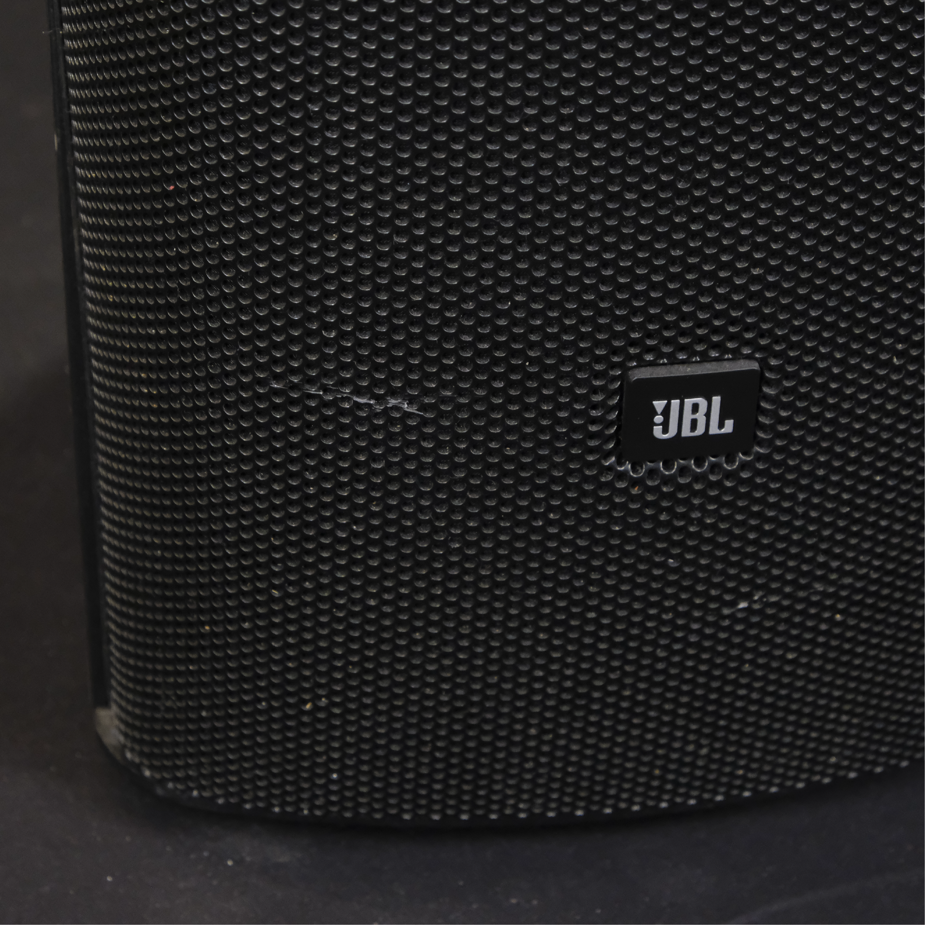 Used JBL CBT 1000