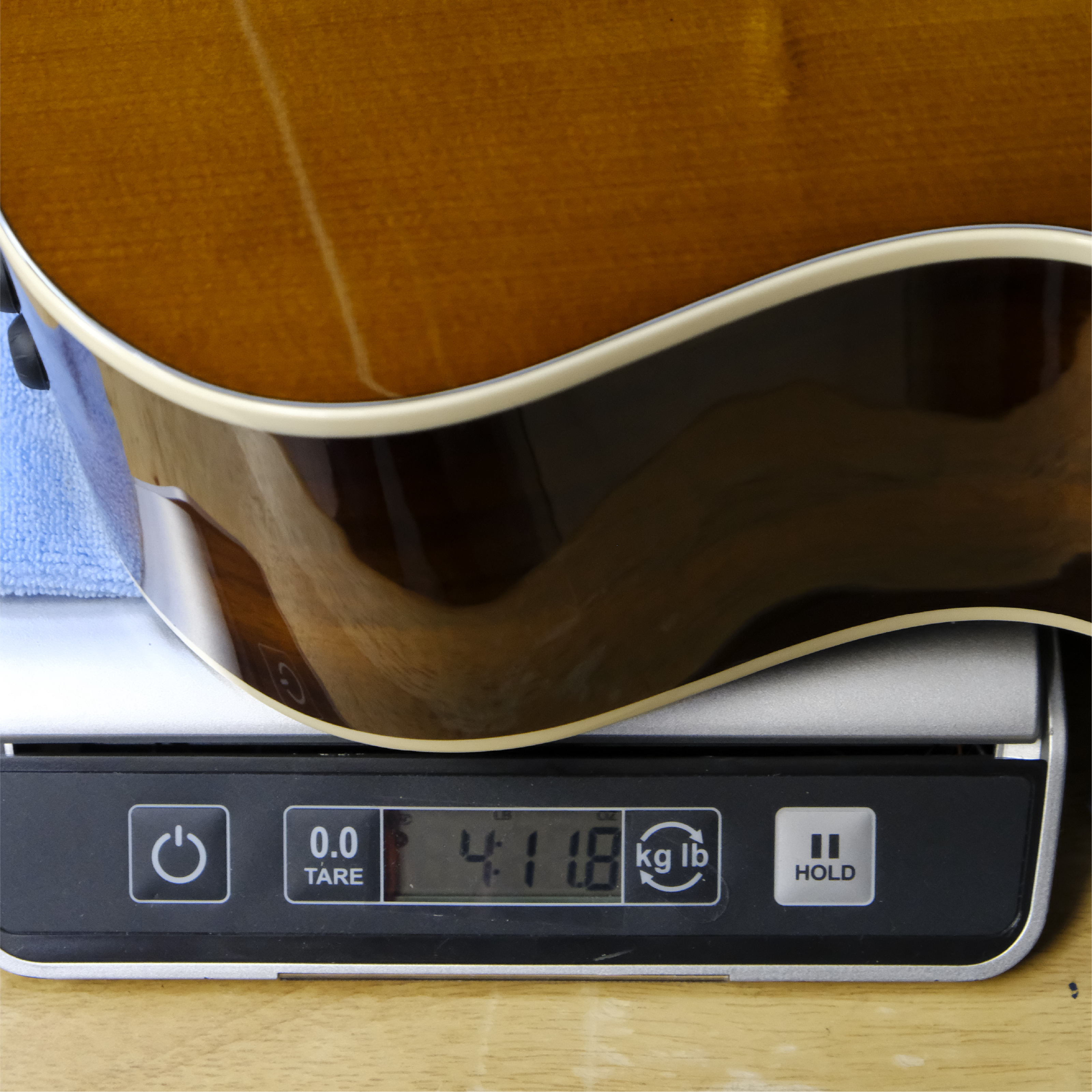 Taylor 214ce-K DLX Special Edition - Honeyburst