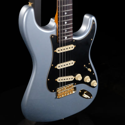 Fender Limited Edition 1965 Dual-Mag Stratocaster Journeyman Relic with Closet Classic Hardware - Blue Ice Metallic - Palen Music
