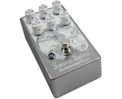 Earthquaker Devices Space Spiral Modulated Delay Pedal - Palen Music