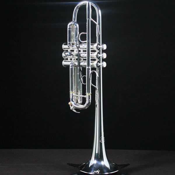 記念グッズ yby YTR-8335RS25TH - Features - Bb Trumpets - Trumpets - Brass